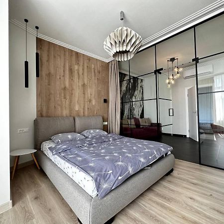 Sea Symphony 3-Bedrooms Lux Apartment オデッサ エクステリア 写真