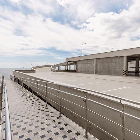 Sea Symphony 3-Bedrooms Lux Apartment オデッサ エクステリア 写真