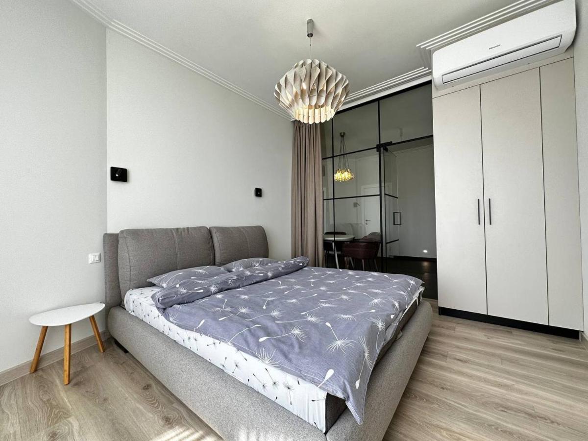Sea Symphony 3-Bedrooms Lux Apartment オデッサ エクステリア 写真